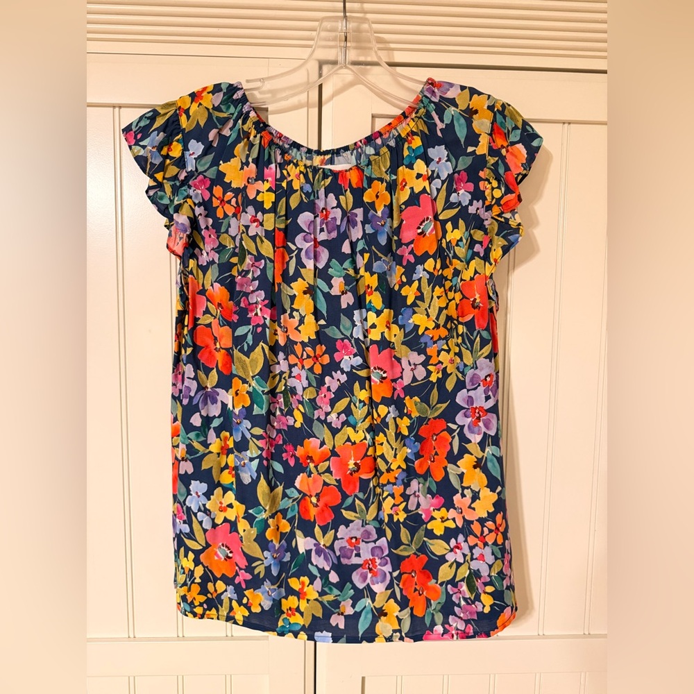 Velvet by Graham & Spencer Navy Floral Top size Small